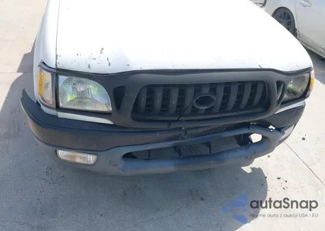 2002 Toyota Tacoma z USA, uszkodzony, nr VIN 5TENL42N62Z033844